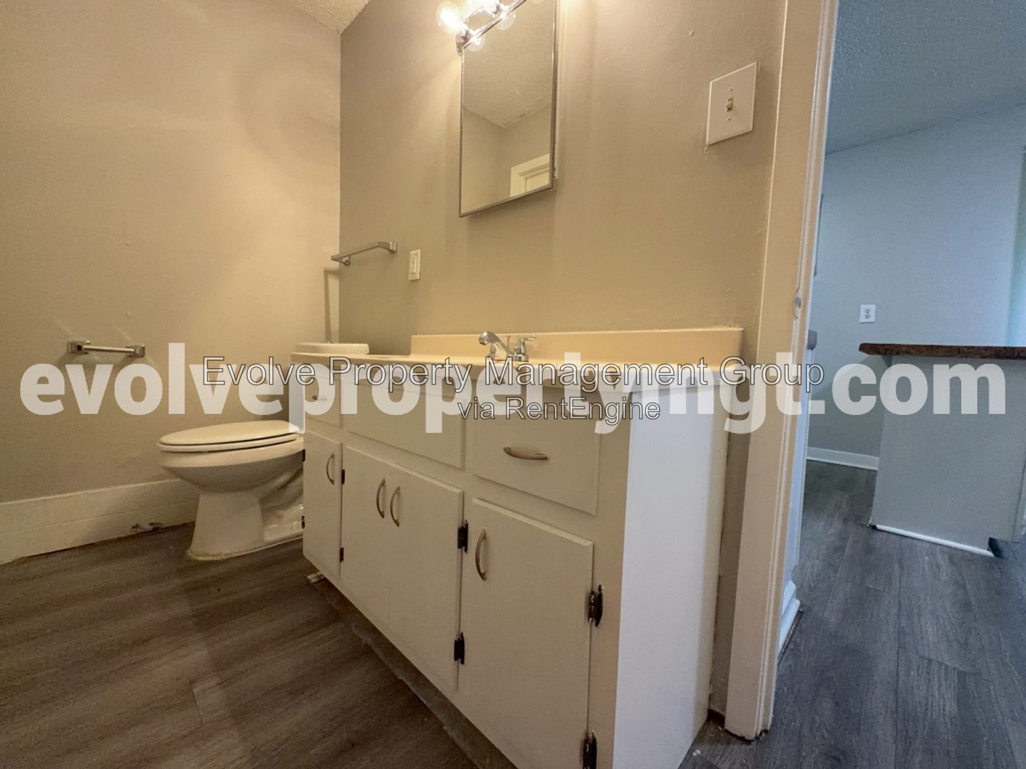 Affordable Housing Close to U of M & Highland property image