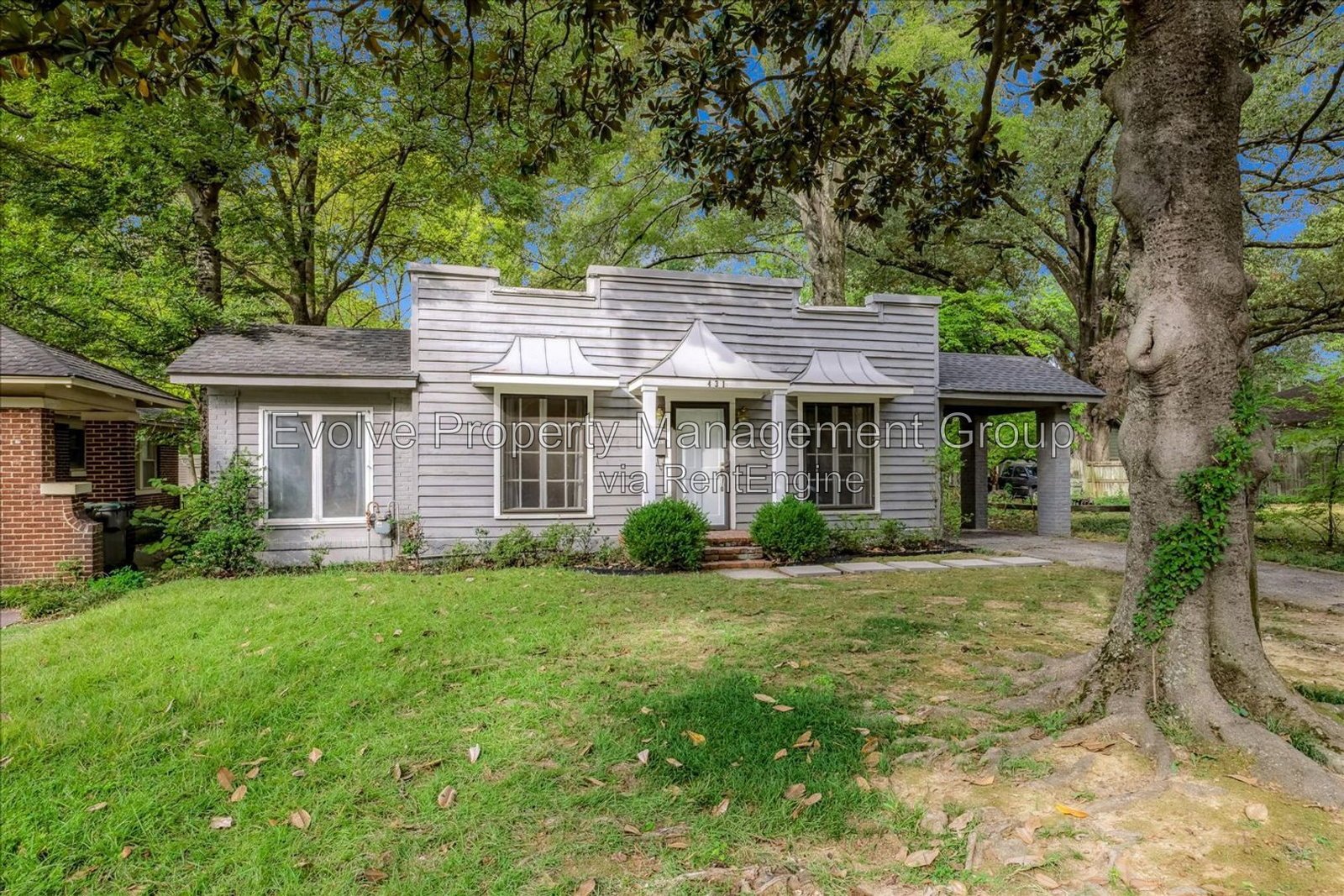 Charming 2 Bed / 2 Bath with Hardwoods, Updated Kitchen & Huge Backyard property image