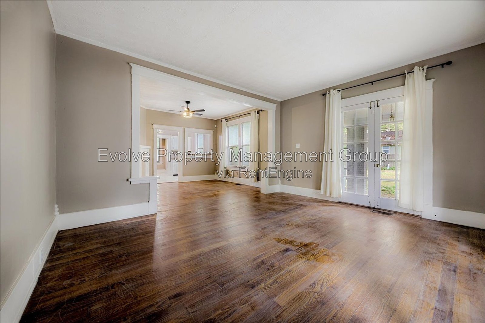 Charming 2 Bed / 2 Bath with Hardwoods, Updated Kitchen & Huge Backyard property image