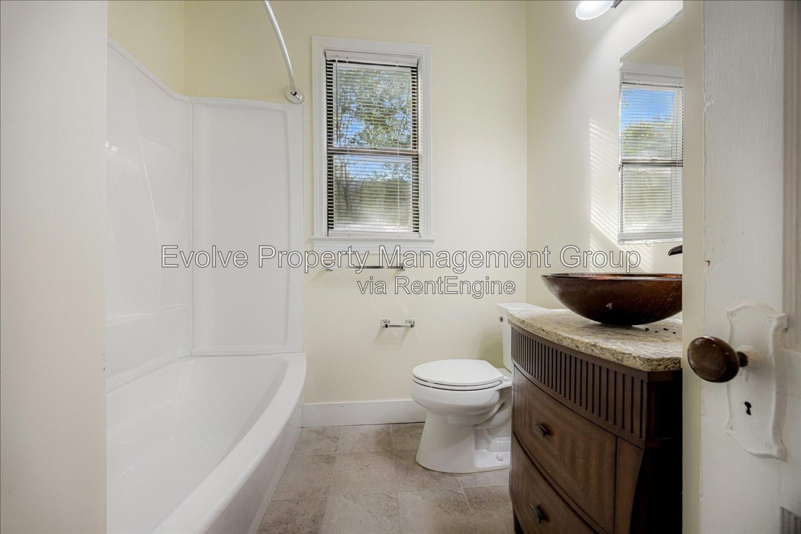 Charming 2 Bed / 2 Bath with Hardwoods, Updated Kitchen & Huge Backyard property image