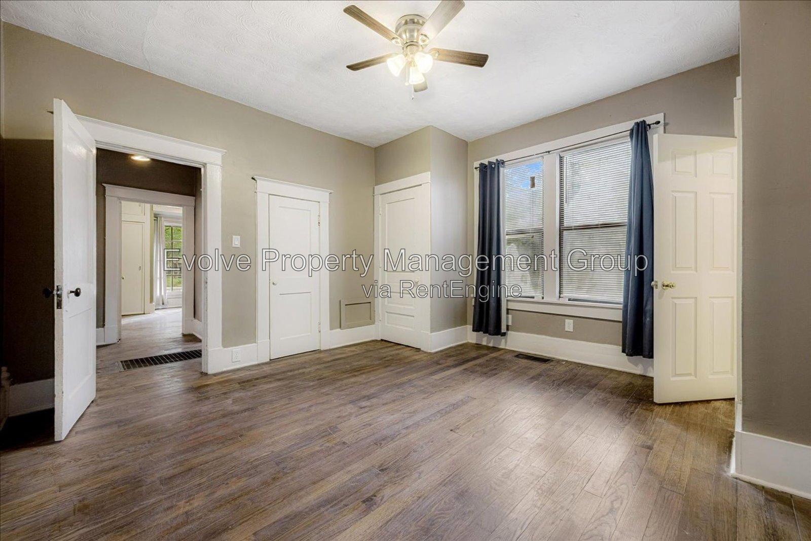 Charming 2 Bed / 2 Bath with Hardwoods, Updated Kitchen & Huge Backyard property image