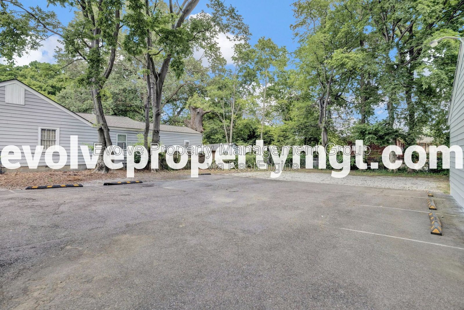 Renovated 2-Bedroom Home | 2966 Yale Ave property image