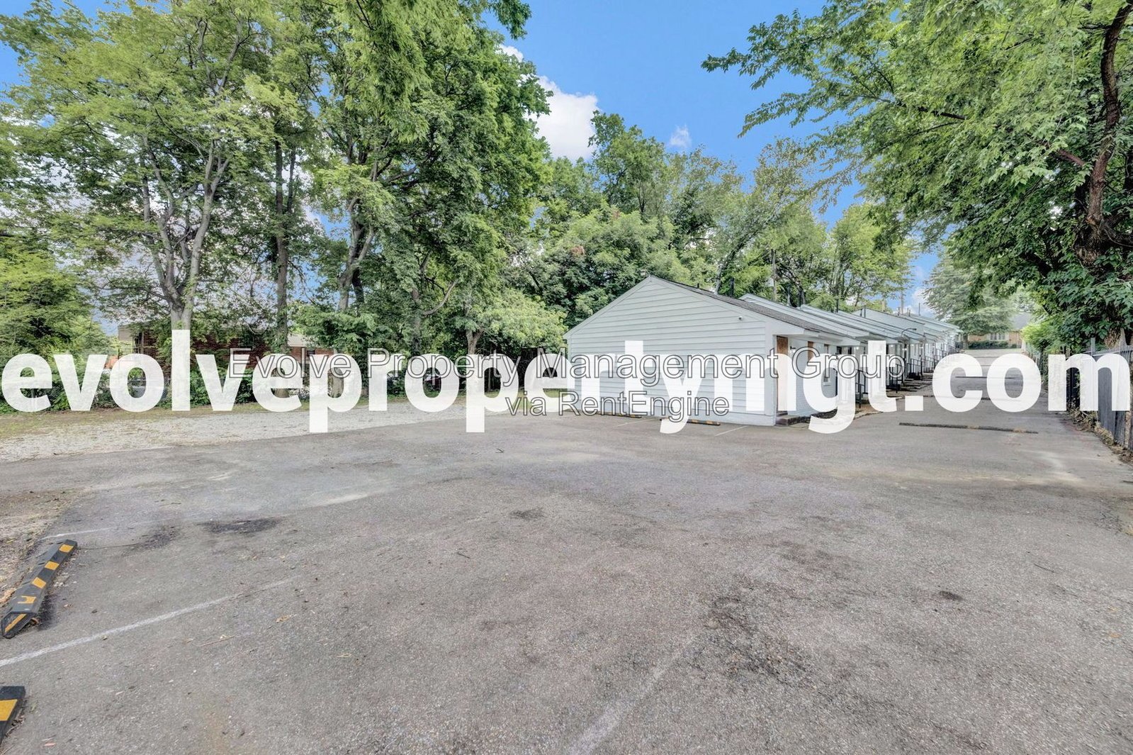 Renovated 2-Bedroom Home | 2966 Yale Ave property image