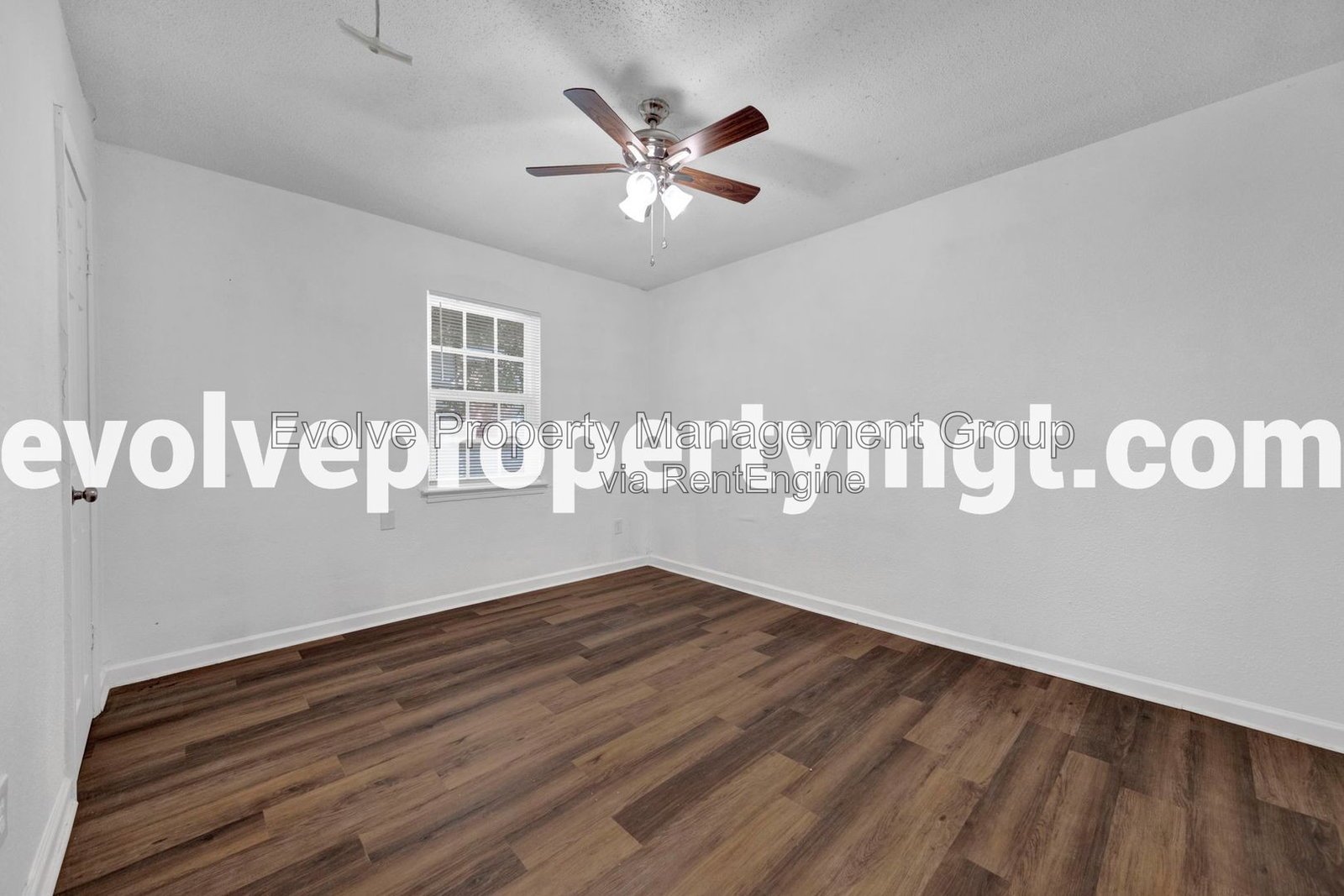 Renovated 2-Bedroom Home | 2966 Yale Ave property image