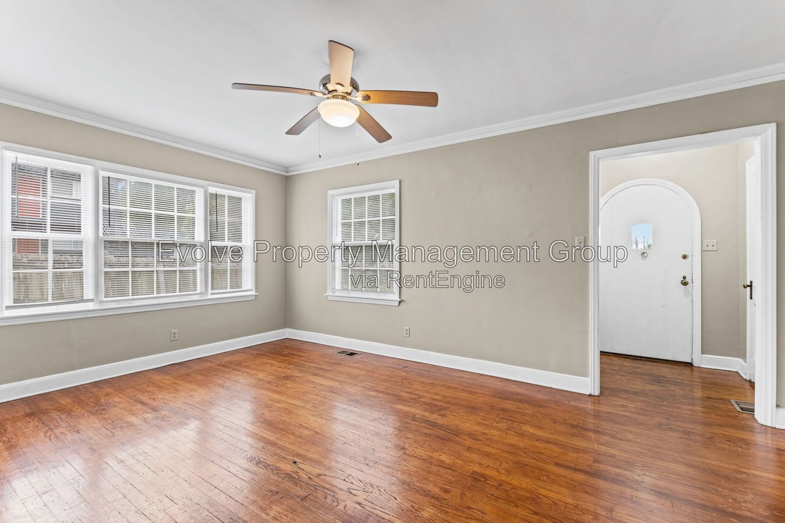 Charming Memphis Rental with Convenient Location property image