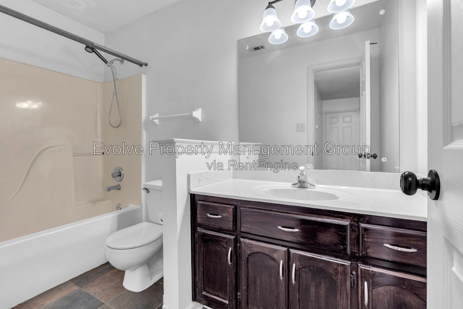 Spacious 4-Bedroom Home in Bartlett’s Kirby Lakes Community property image