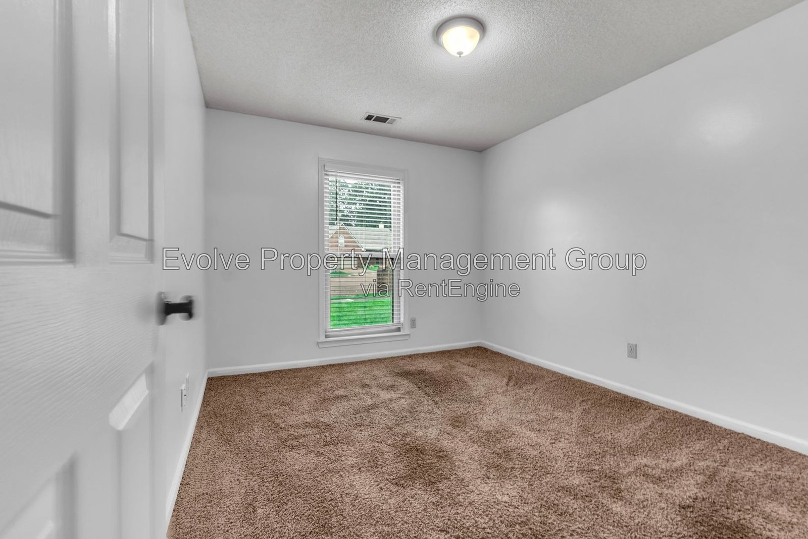 Spacious 4-Bedroom Home in Bartlett’s Kirby Lakes Community property image