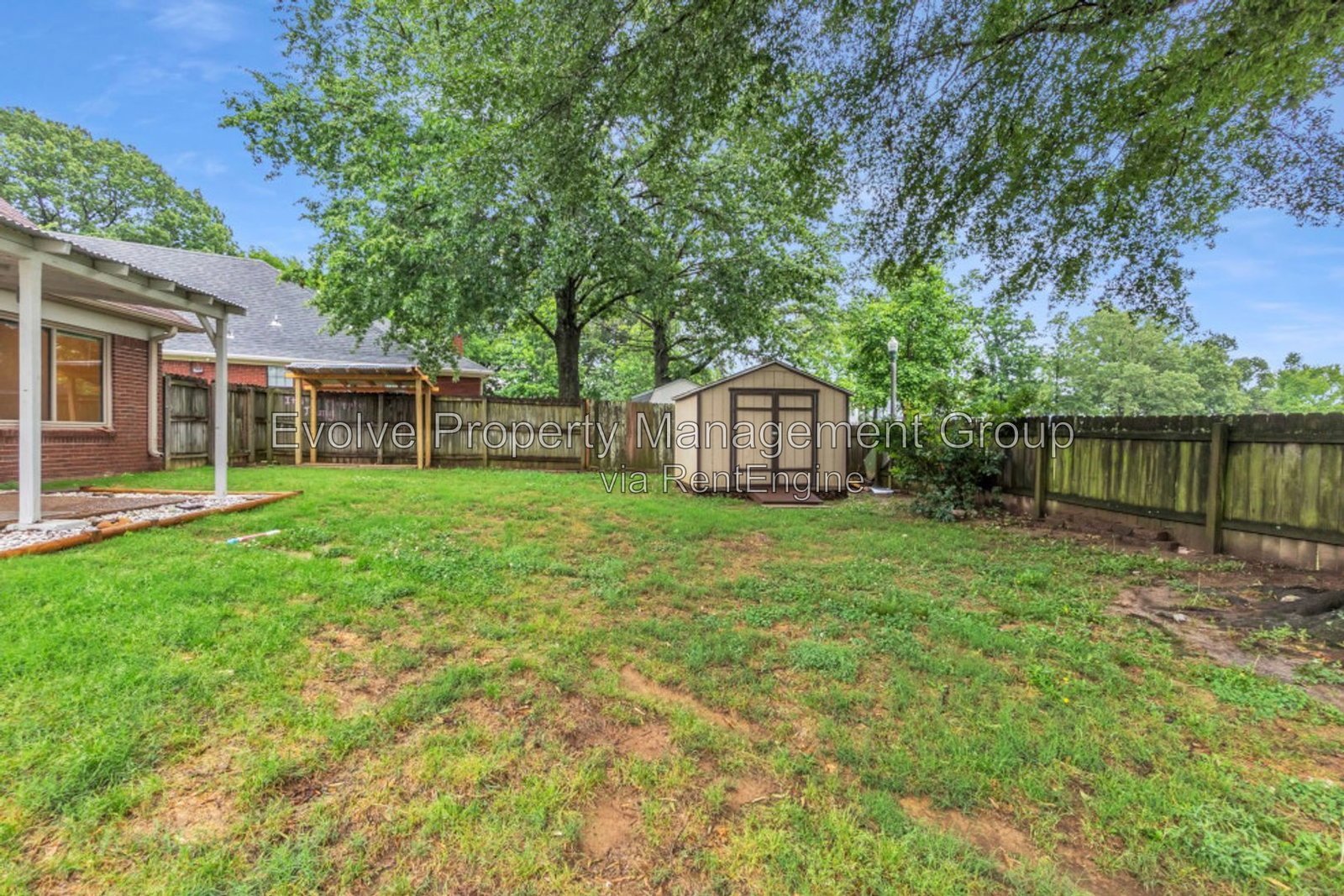 Spacious 4-Bedroom Home in Bartlett’s Kirby Lakes Community property image