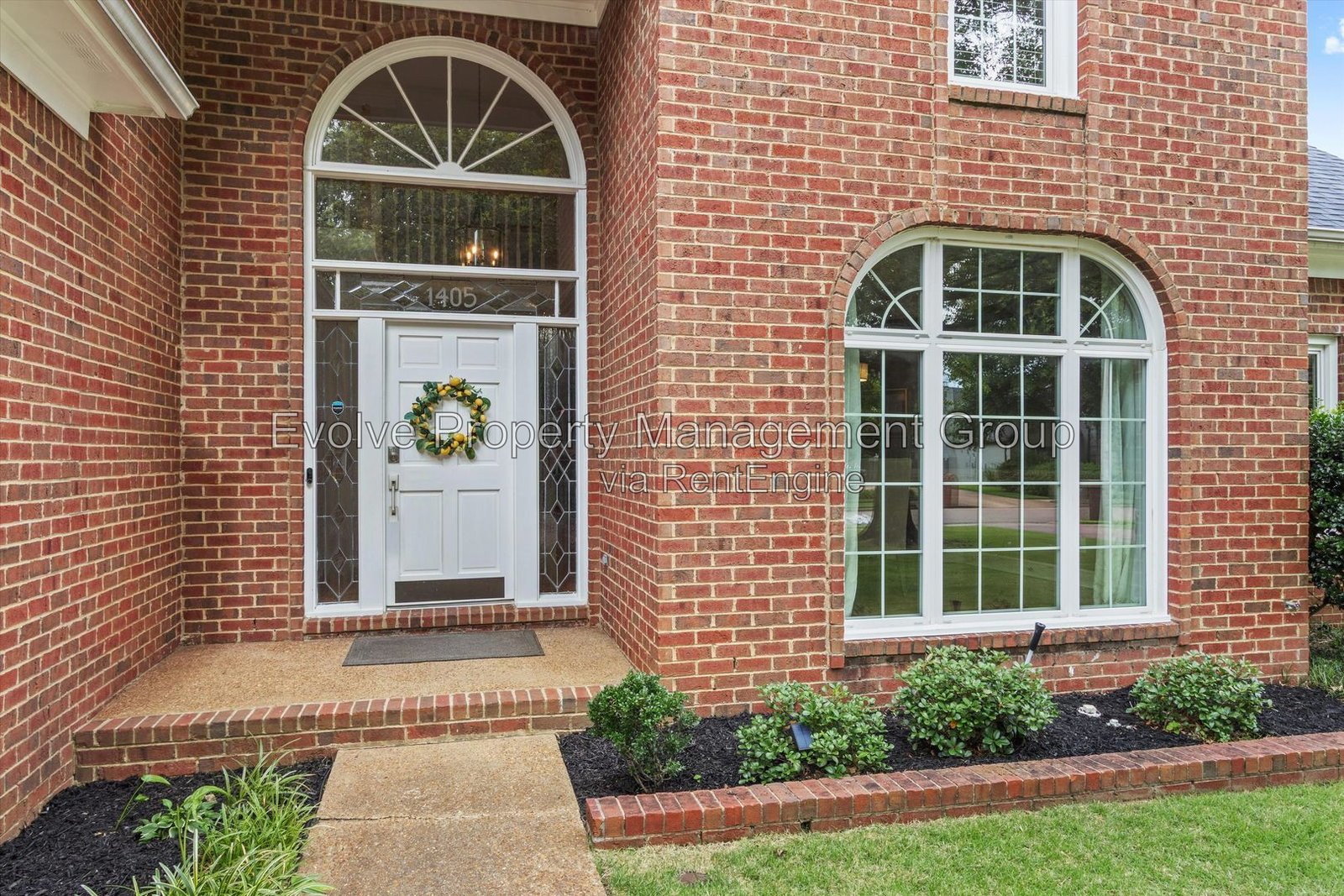 Spacious 5-Bedroom Pool Home in Collierville property image
