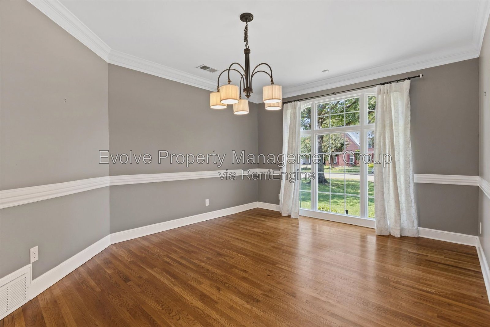 Spacious 5-Bedroom Pool Home in Collierville property image