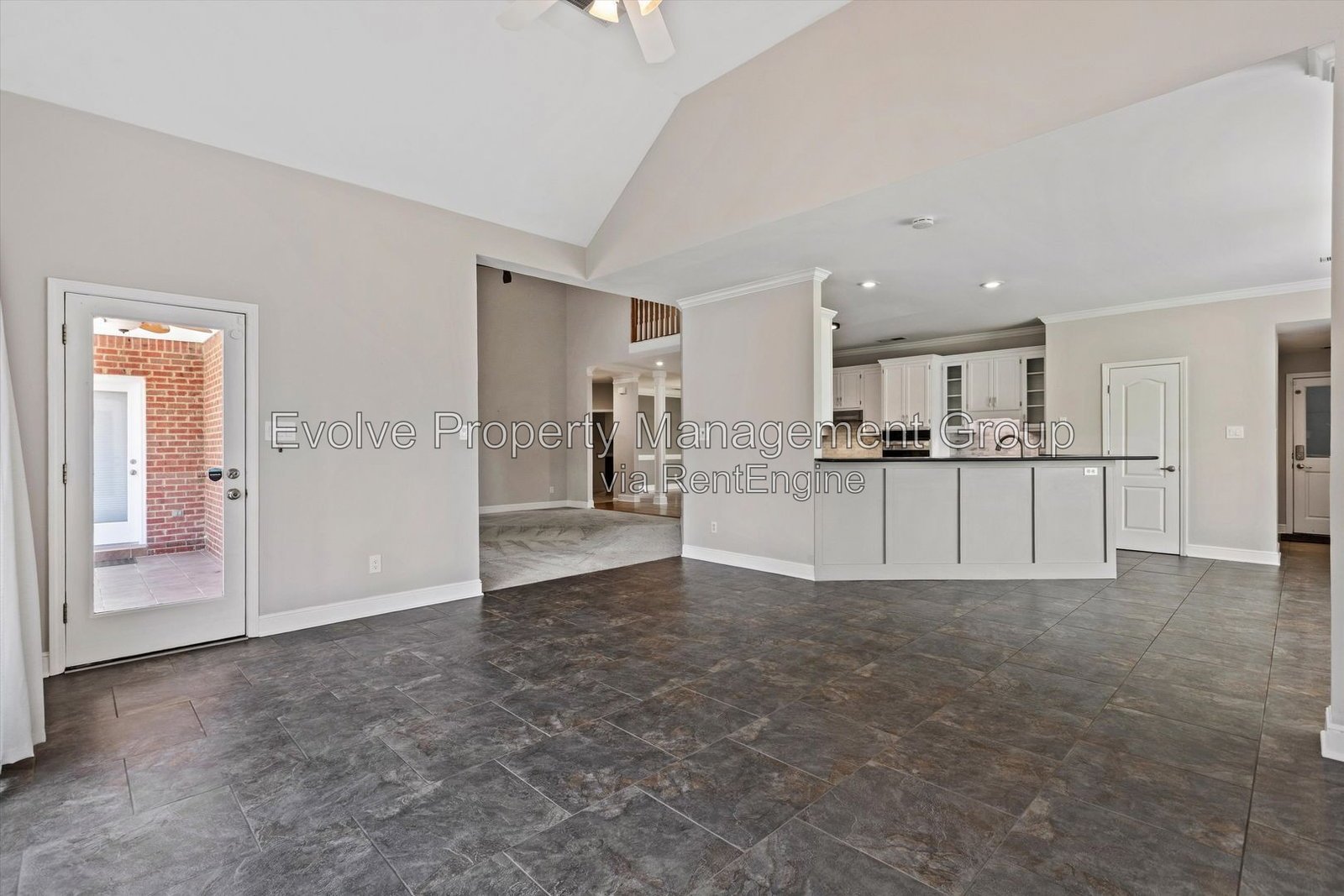 Spacious 5-Bedroom Pool Home in Collierville property image