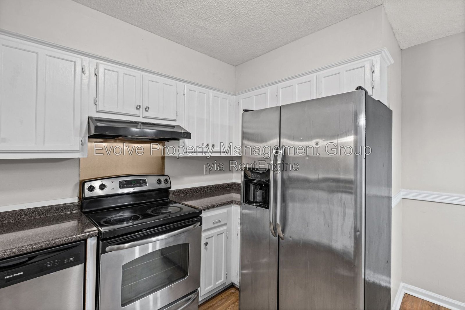 Comfortable Living in a Welcoming Memphis Neighborhood | 3918 Oak Branch Cir W property image
