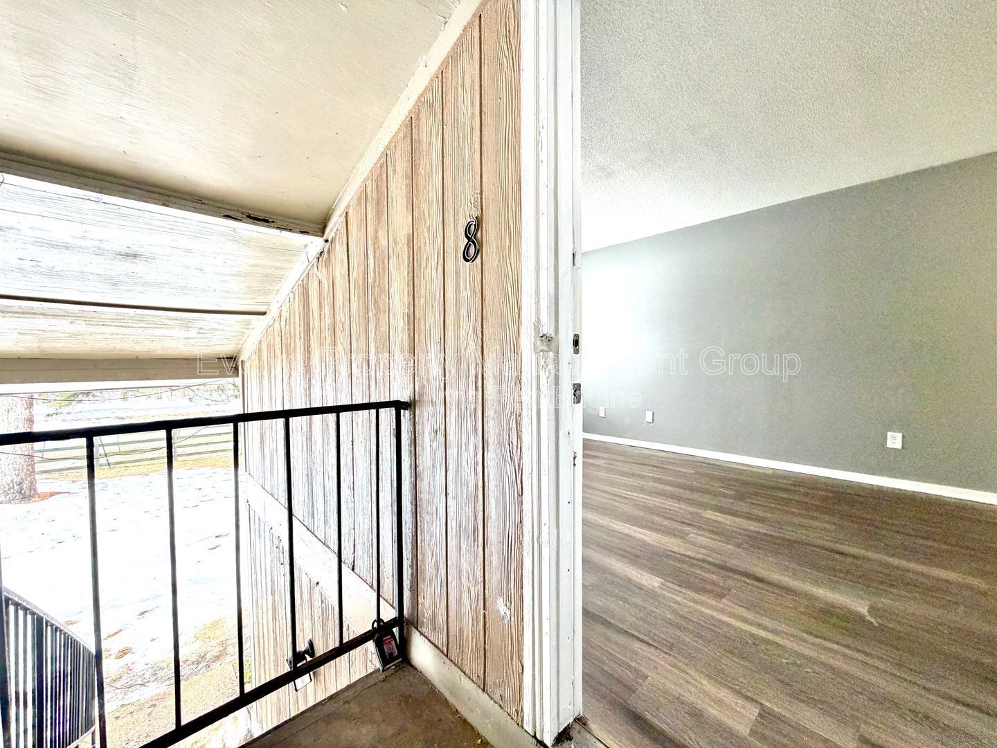 Charming Unit at 4651 Royal Ridge Drive property image