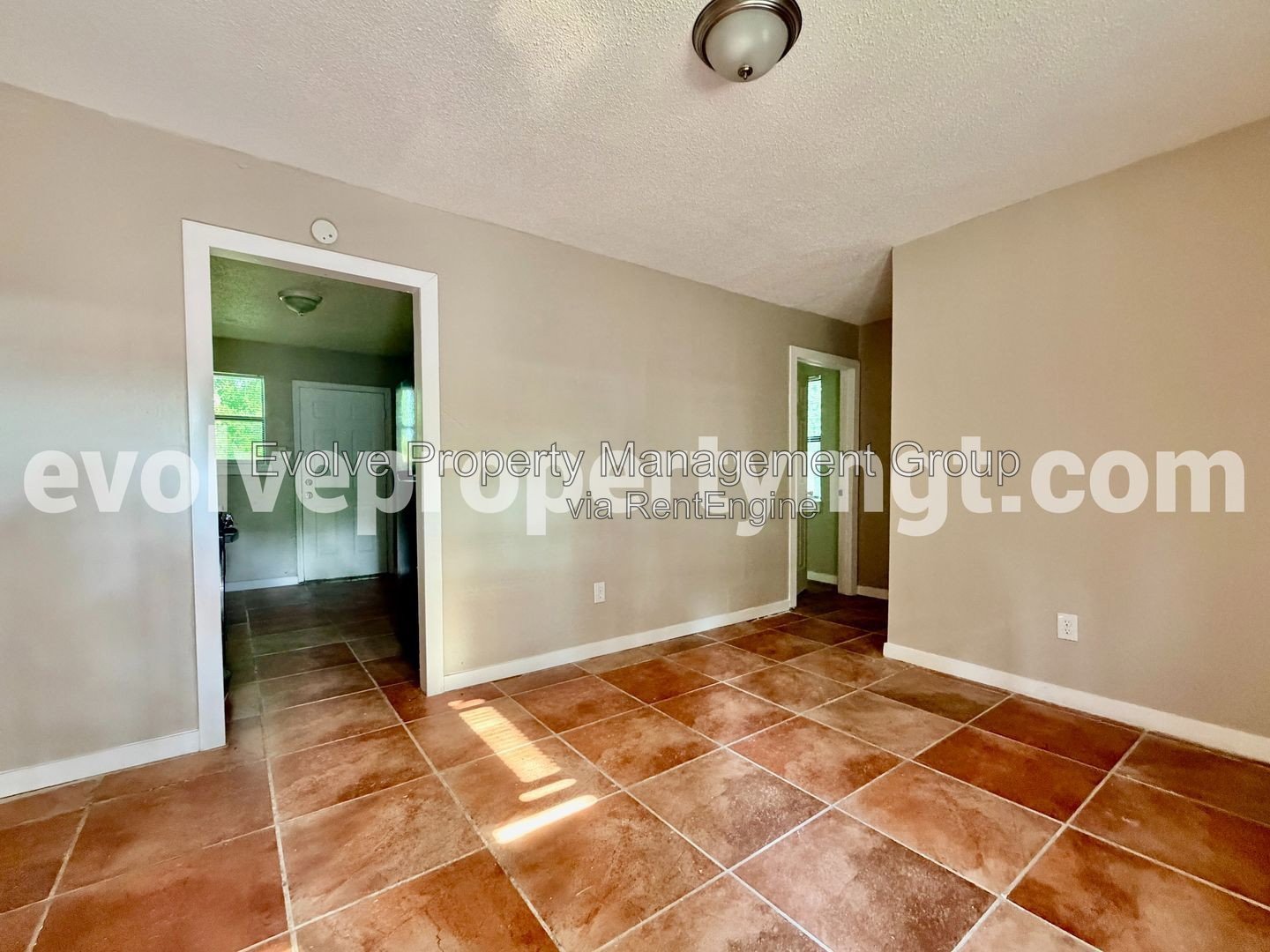 Updated 1 Bedroom Unit! property image